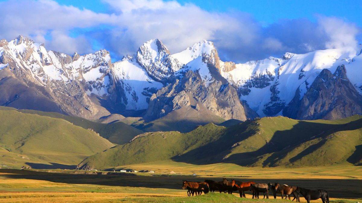 Kyrgyzstan Tour Packages