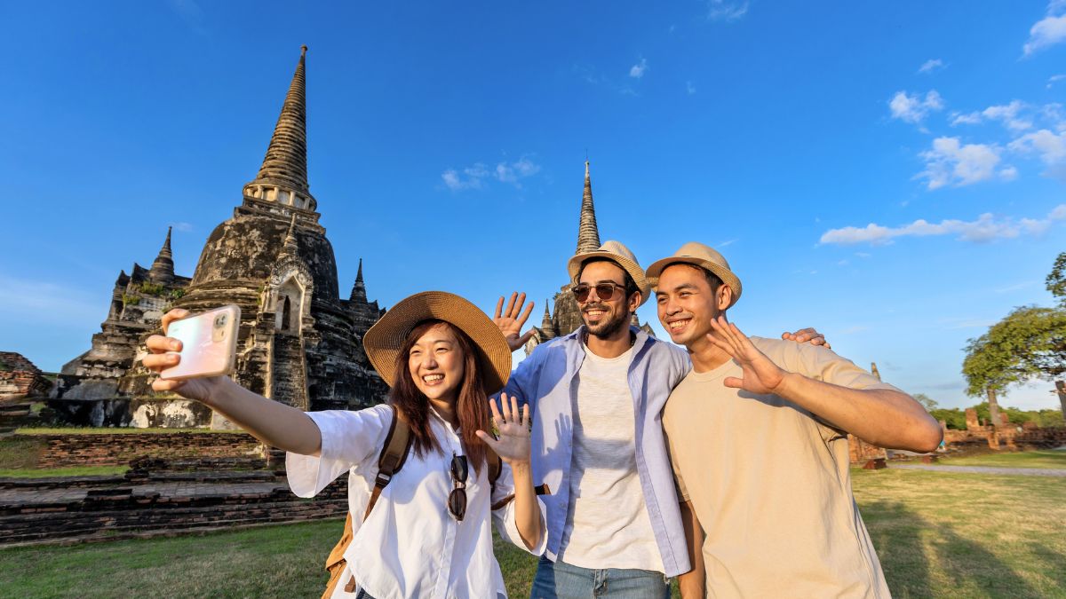 top temples to explore in thailand tour